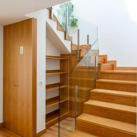 بيت للعطل Stylish W/ Garage & Terrace By Hostwise *