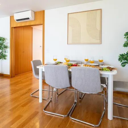 بيت للعطل Stylish W/ Garage & Terrace By Hostwise Senhora da Hora