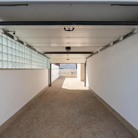 Stylish W/ Garage & Terrace By Hostwise Senhora da Hora