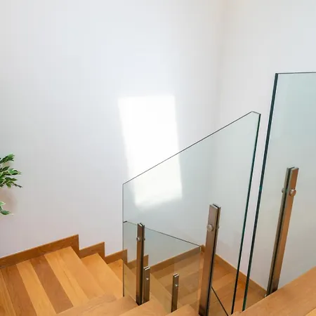 Stylish W/ Garage & Terrace By Hostwise Hébergement de vacances