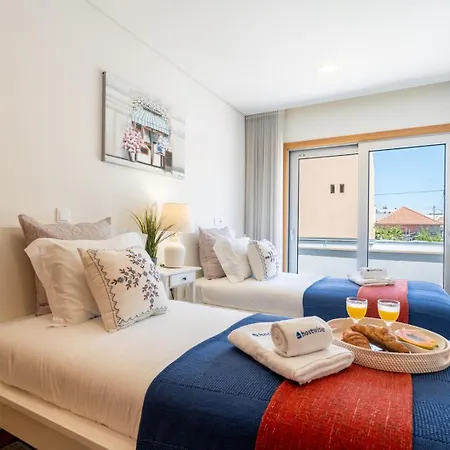 Stylish W/ Garage & Terrace By Hostwise * Senhora da Hora