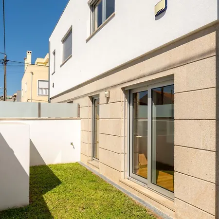 Stylish W/ Garage & Terrace By Hostwise Feriehus *
