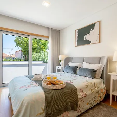 Stylish W/ Garage & Terrace By Hostwise Hébergement de vacances *