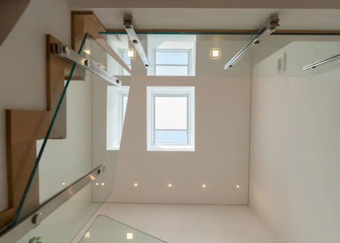 Сasa de vacaciones Stylish W/ Garage & Terrace By Hostwise