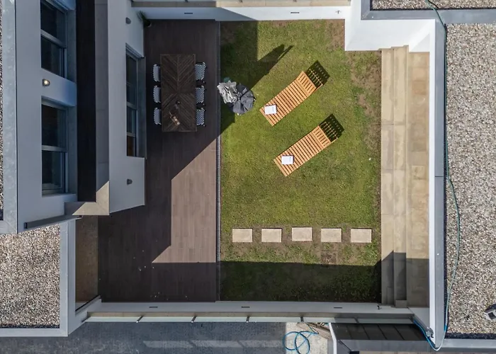 Stylish W/ Garage & Terrace By Hostwise Feriehus *