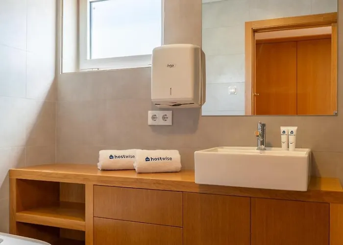 Stylish W/ Garage & Terrace By Hostwise *