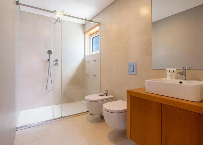 Stylish W/ Garage & Terrace By Hostwise Feriehus Senhora da Hora