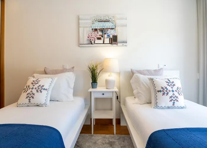 Stylish W/ Garage & Terrace By Hostwise * Senhora da Hora