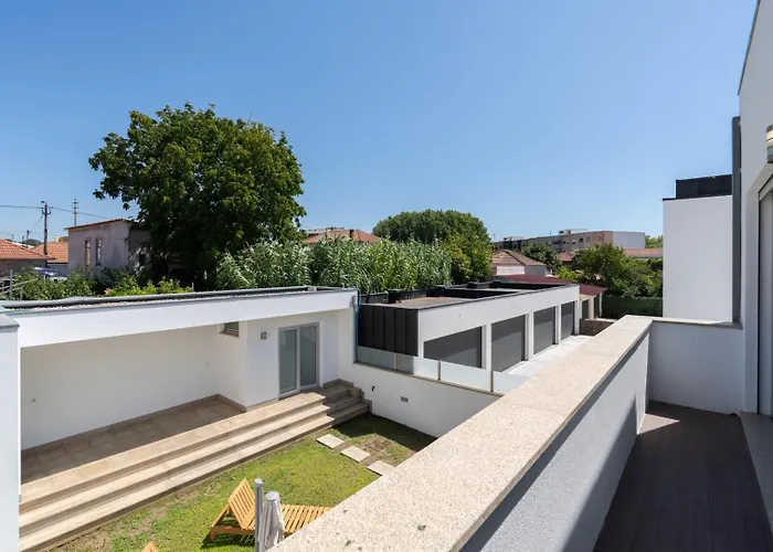 Stylish W/ Garage & Terrace By Hostwise *