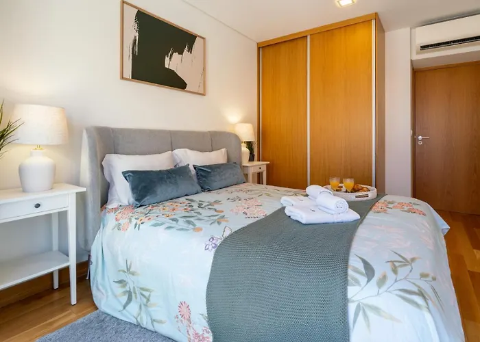 Stylish W/ Garage & Terrace By Hostwise Senhora da Hora