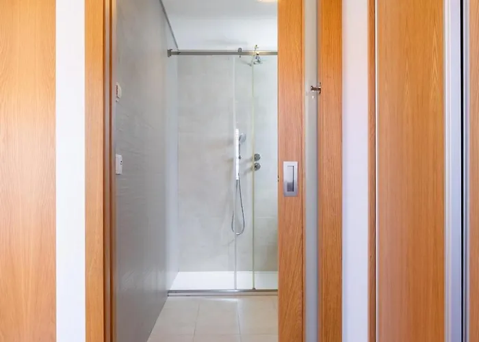 Stylish W/ Garage & Terrace By Hostwise Senhora da Hora